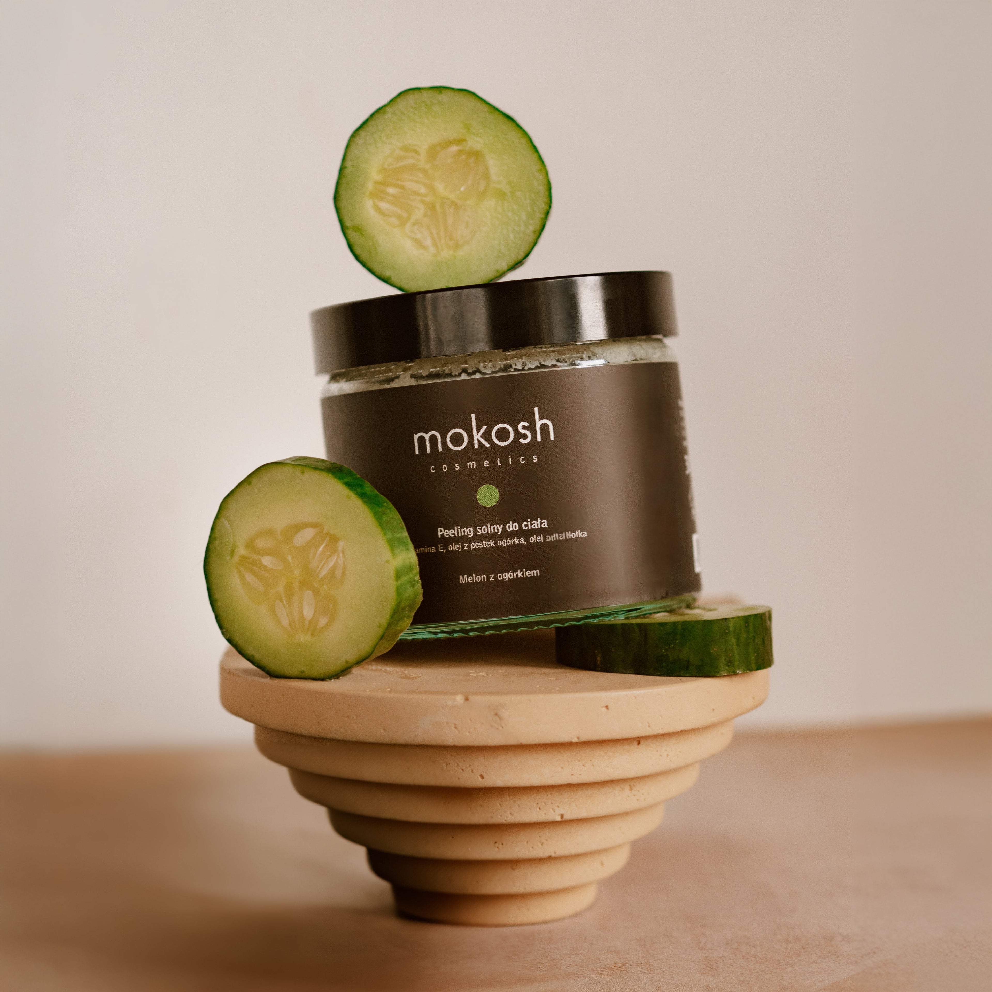 Mokosh BODY SALT SCRUB MELON & CUCUMBER 300 G