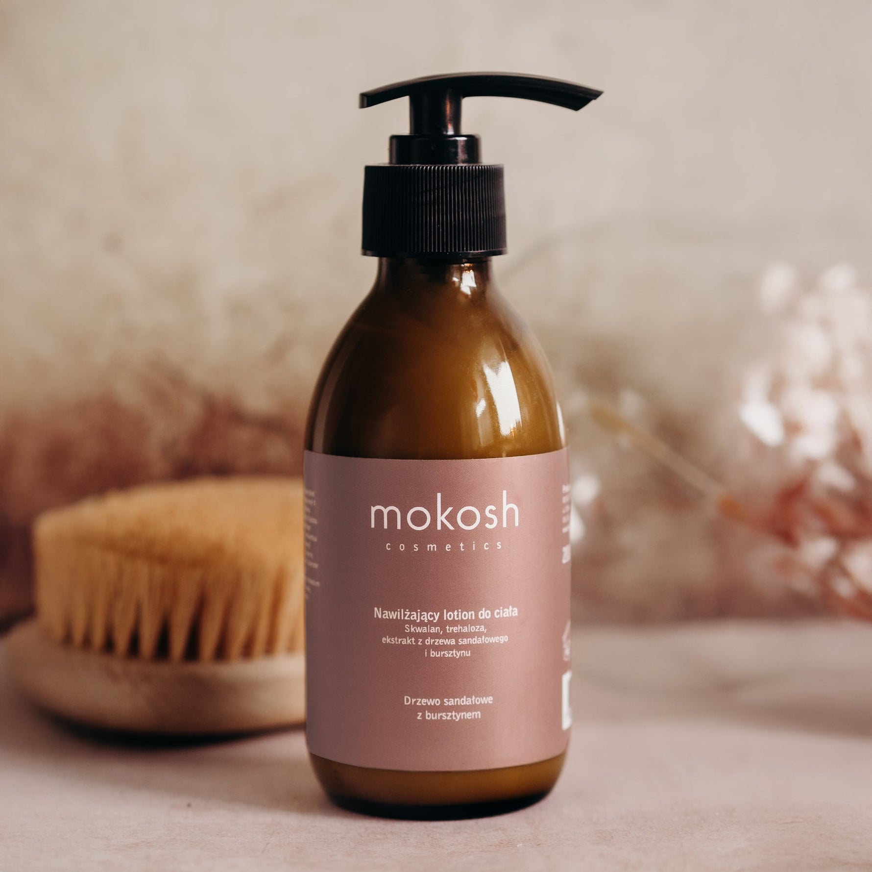 Mokosh MOISTURIZING BODY LOTION SANDALWOOD & AMBER 200 ML