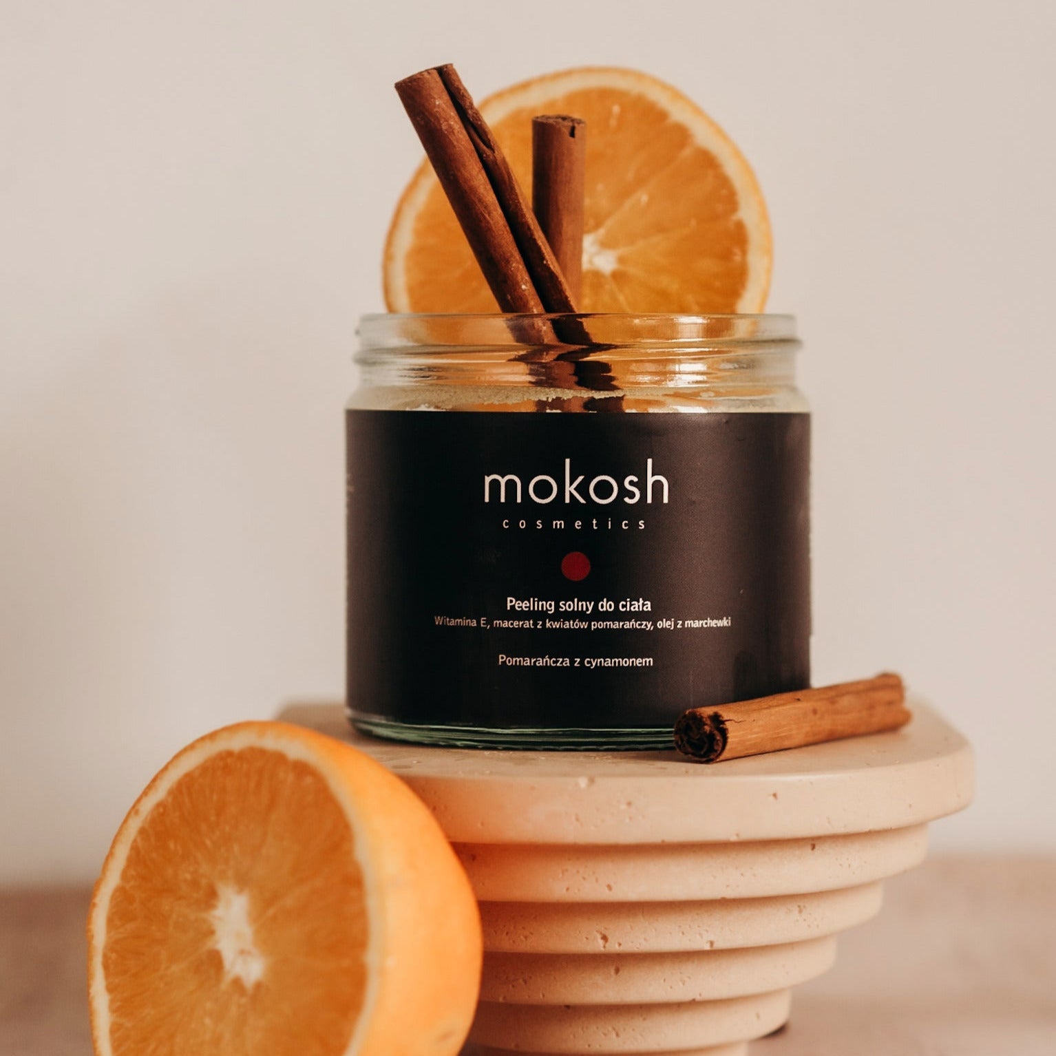 Mokosh BODY SALT SCRUB ORANGE & CINNAMON 300 G